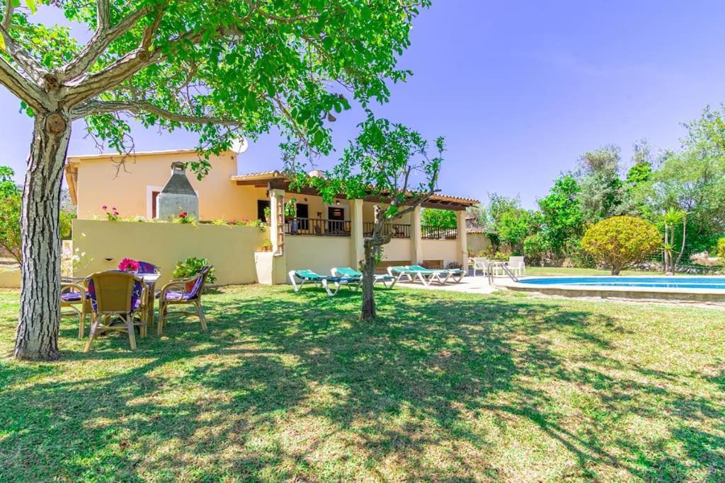 Vakantiehuis Pep, Con Piscina En